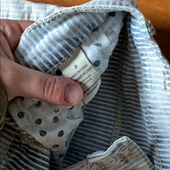 Garage High waisted jean shorts - Picture 4 of 4